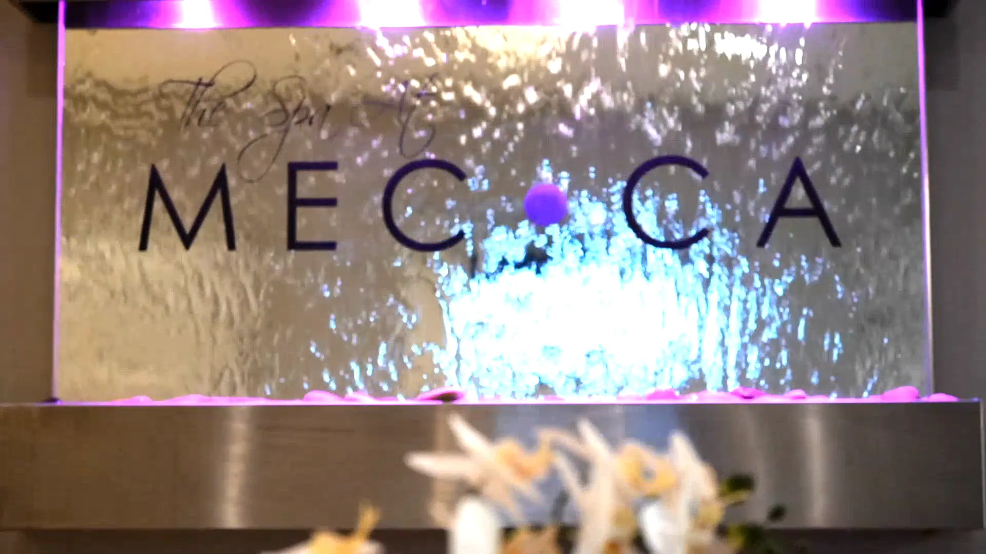 The Spa at Mecca water wall